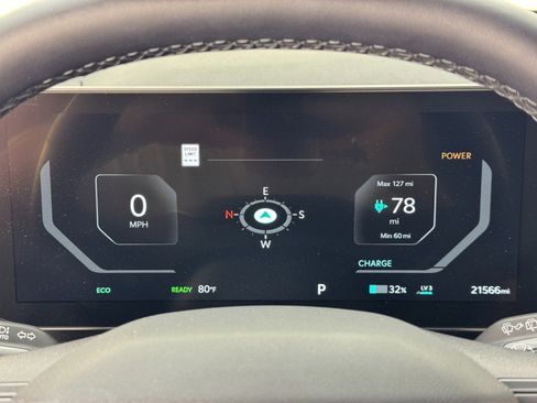 Used 2024 Kia EV9 Light Long Range image 18