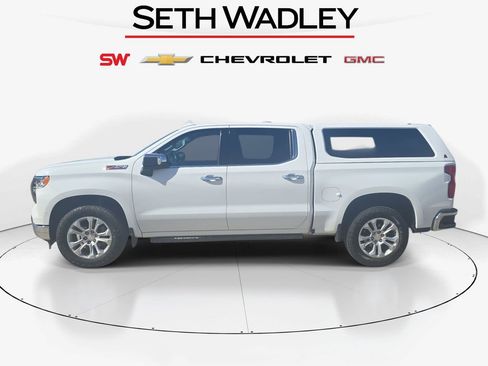 Used 2023 Chevrolet Silverado 1500 LTZ w/ Technology Package AWD/4WD image 4