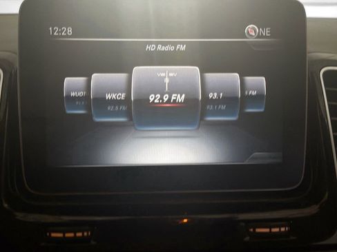 Used 2017 Mercedes-Benz GLE 350 4MATIC image 16