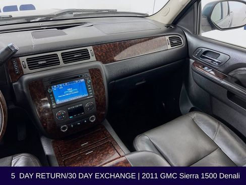 Used 2011 GMC Sierra 1500 Denali AWD/4WD image 29