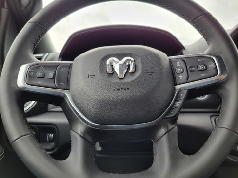 Used 2026 RAM 2500 Big Horn AWD/4WD image 7