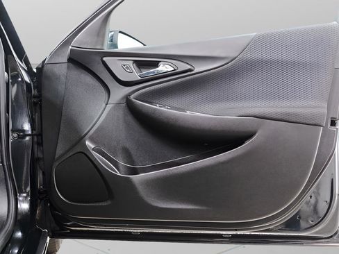 Used 2022 Chevrolet Malibu LT image 36