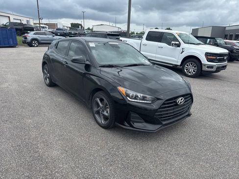 Used 2020 Hyundai Veloster 2.0 FWD image 23