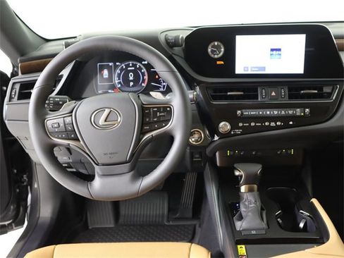 New 2025 Lexus ES 350 w/ Premium Package image 19