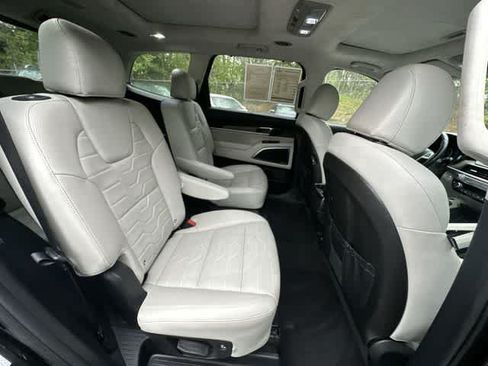 Used 2022 Kia Telluride SX w/ SX Prestige Package AWD/4WD image 24