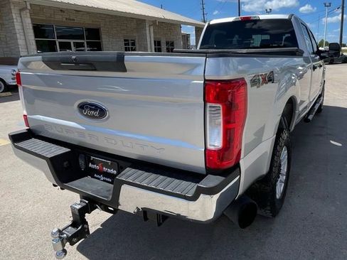 Used 2019 Ford F250 XLT AWD/4WD image 5