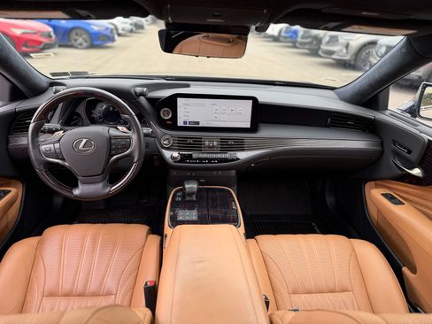 Used 2023 Lexus LS 500 AWD w/ Luxury Package image 15