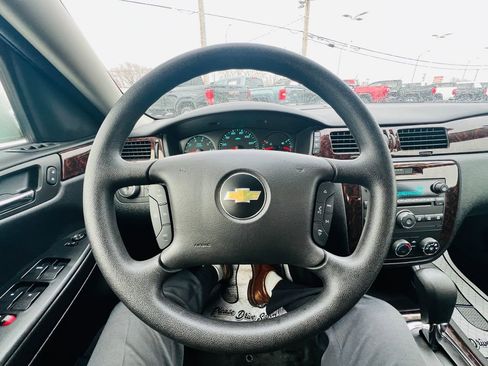 Used 2016 Chevrolet Impala Limited LS image 16