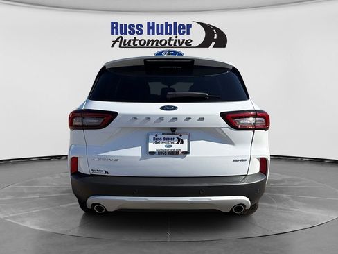 Used 2025 Ford Escape Active w/ Tech Pack #1 AWD/4WD image 4