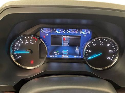 Used 2024 Ford Expedition Limited image 25