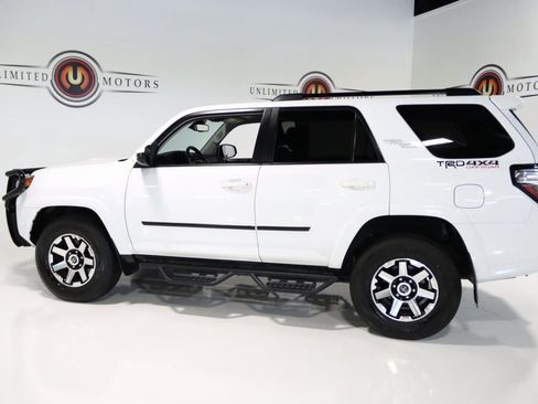 Used 2023 Toyota 4Runner TRD Off-Road image 32