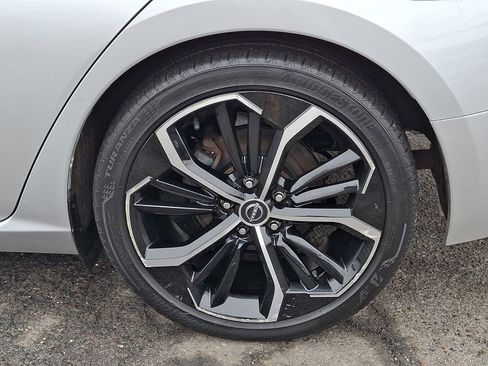 Used 2023 Nissan Altima 2.5 SR image 9