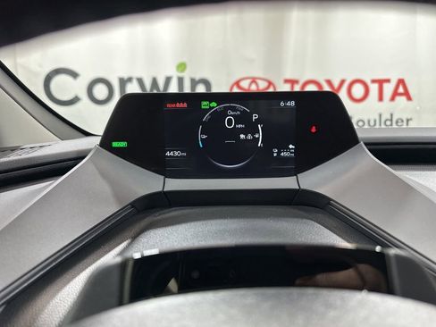 Used 2025 Toyota Prius Plug-In Hybrid image 28