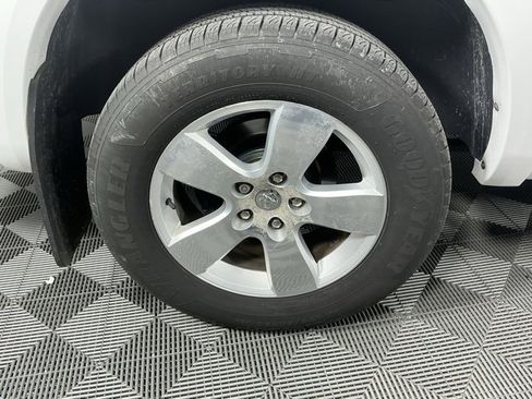 Used 2012 RAM 1500 Big Horn image 18