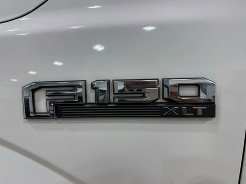 Used 2018 Ford F150 XLT w/ Equipment Group 302A Luxury image 10