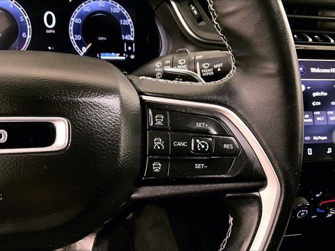 Used 2021 Jeep Grand Cherokee L Laredo w/ Luxury Tech Group I image 18