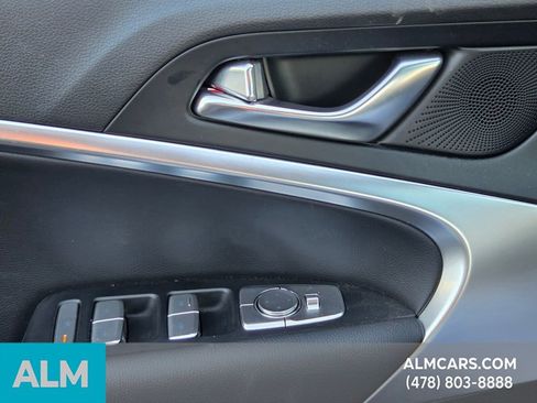 Used 2026 Genesis G70 2.5T image 27