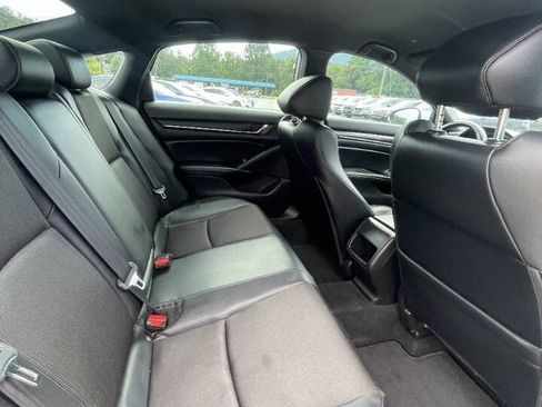 Used 2018 Honda Accord Sport image 16