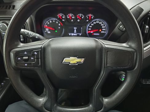 Used 2023 Chevrolet Silverado 1500 Custom AWD/4WD image 18