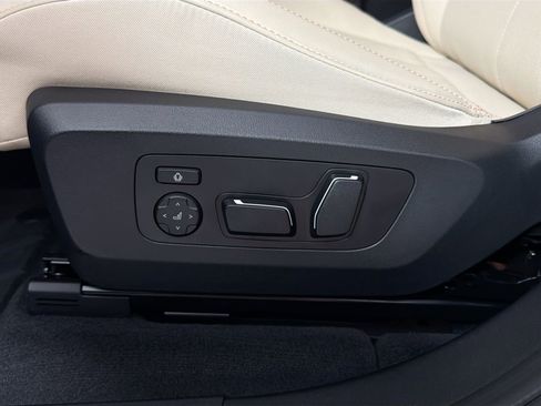 Certified 2025 BMW X3 xDrive30i w/ Premium Package image 19
