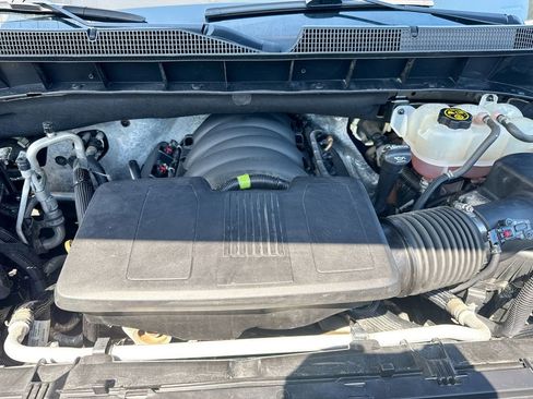 Used 2020 Chevrolet Silverado 1500 LTZ image 29