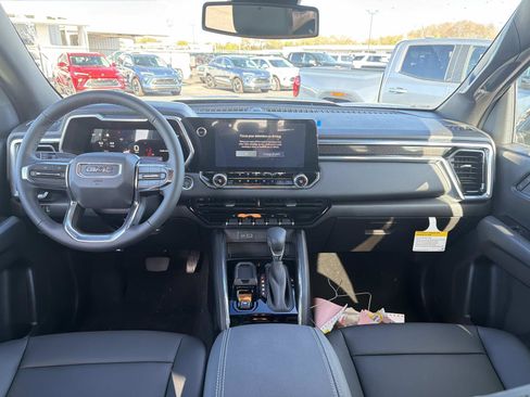 New 2026 GMC Canyon Elevation w/ Convenience Package image 15