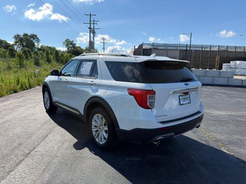 Used 2021 Ford Explorer Limited w/ Hybrid Equipment Group 310A AWD/4WD image 4