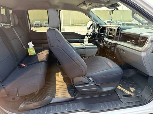 Used 2024 Ford F250 XL w/ STX Appearance Package AWD/4WD image 9