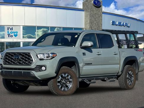 Used 2022 Toyota Tacoma TRD Off-Road AWD/4WD image 1