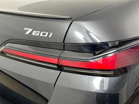 Used 2023 BMW 760i xDrive 760i xDrive image 36