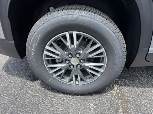 New 2026 Chevrolet Traverse LT w/ Enhanced Driving Package FWD image 21