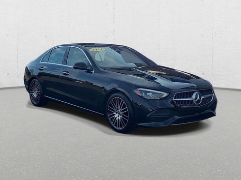 Used 2023 Mercedes-Benz C 300 4MATIC Sedan image 3