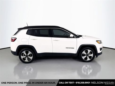 Used 2018 Jeep Compass Latitude w/ Popular Equipment Group image 4