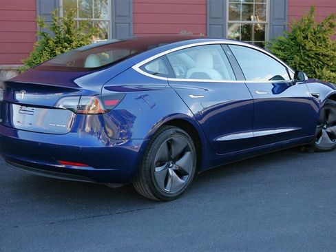 Used 2018 Tesla Model 3 Long Range image 5