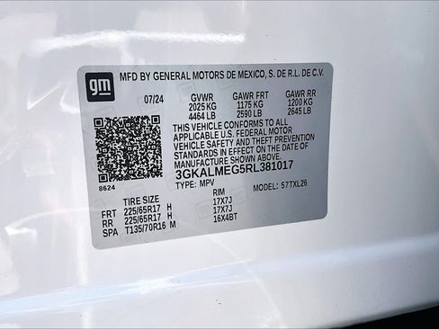 Used 2024 GMC Terrain SLE w/ Driver Convenience Package FWD image 37