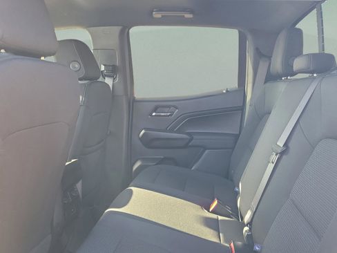 Used 2024 Chevrolet Colorado LT w/ LT Convenience Package image 11