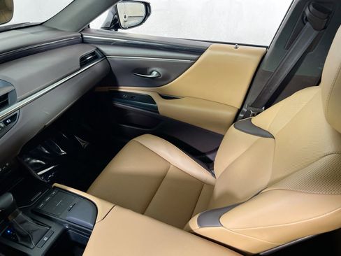 Used 2020 Lexus ES 350 w/ Premium Package image 22