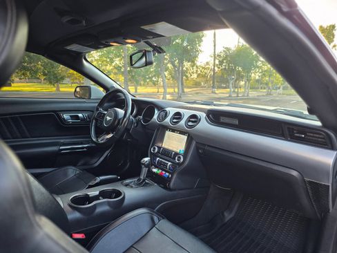 Used 2019 Ford Mustang GT Premium RWD image 18