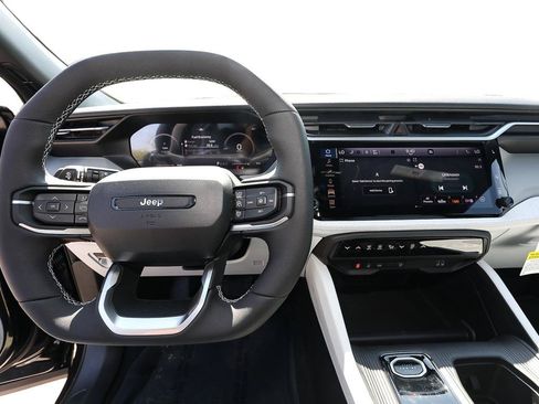 New 2026 Jeep Cherokee Laredo AWD/4WD image 12