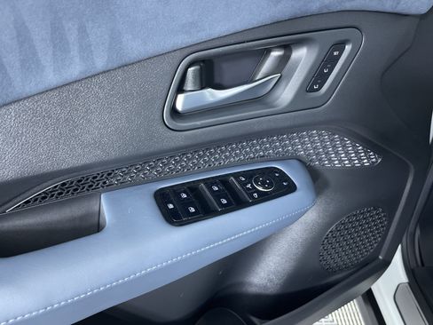 Certified 2024 Nissan Ariya AWD image 14