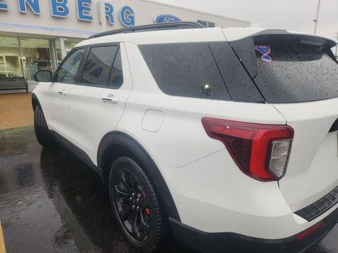 Used 2024 Ford Explorer ST w/ Equipment Group 401A image 3