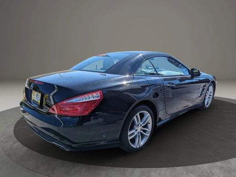 Used 2014 Mercedes-Benz SL 550 image 2
