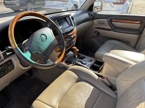 Used 2006 Lexus LX 470 4WD image 11