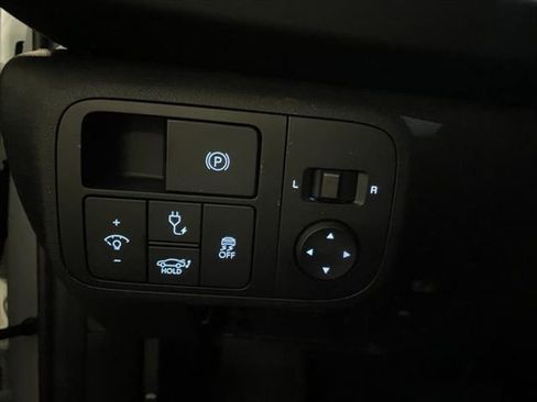 New 2025 Hyundai Ioniq 6 SE image 12