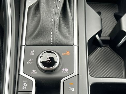 New 2025 Kia Sorento X-Line EX image 27