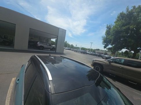 Used 2024 Kia Seltos S FWD image 7