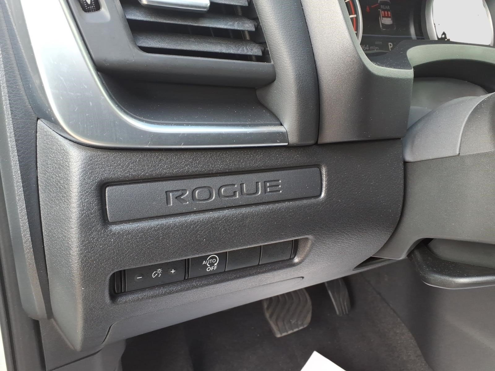 Used 2023 Nissan Rogue S AWD/4WD image 16
