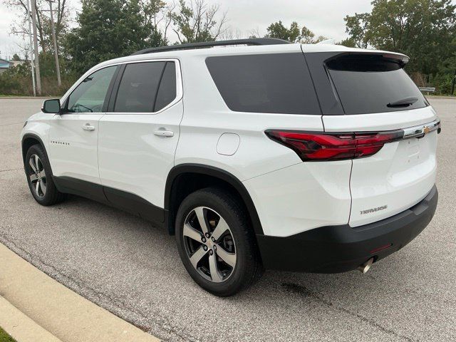 Used 2023 Chevrolet Traverse LT w/ LT Premium Package FWD image 4