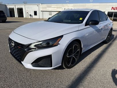 Used 2025 Nissan Altima 2.5 SR w/ SR Premium Package