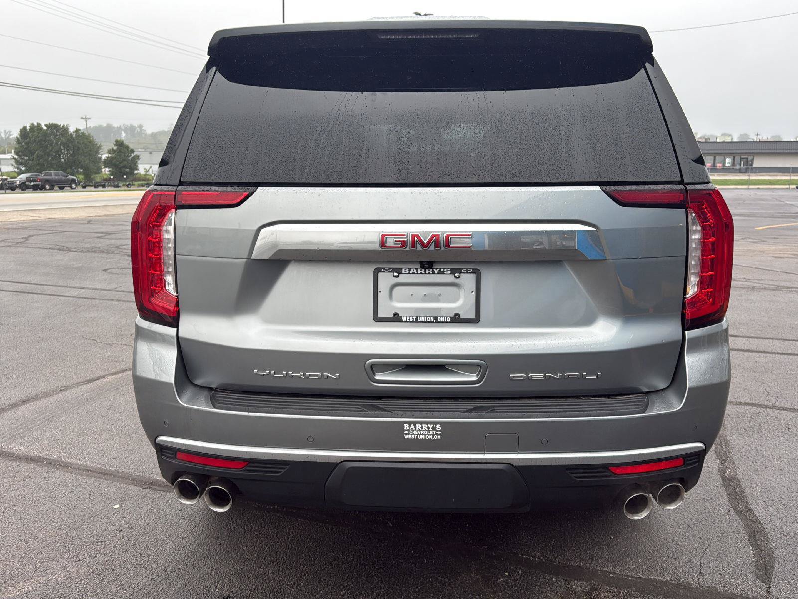 Used 2023 GMC Yukon Denali AWD/4WD image 4